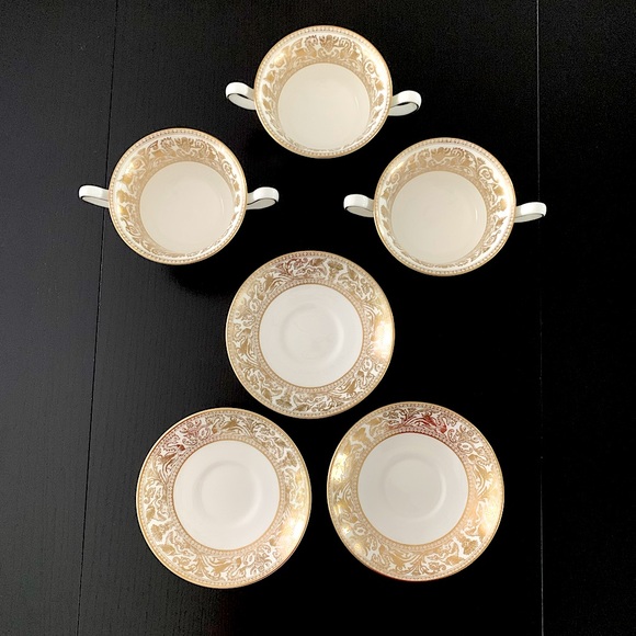 WEDGWOOD England Bone China GOLD FLORENTINE W4219 Cream Soup And Saucer set of 3 - Picture 14 of 16